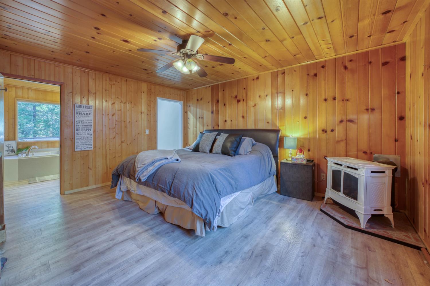 41958 Aspen Rd, Shaver Lake, CA 93664