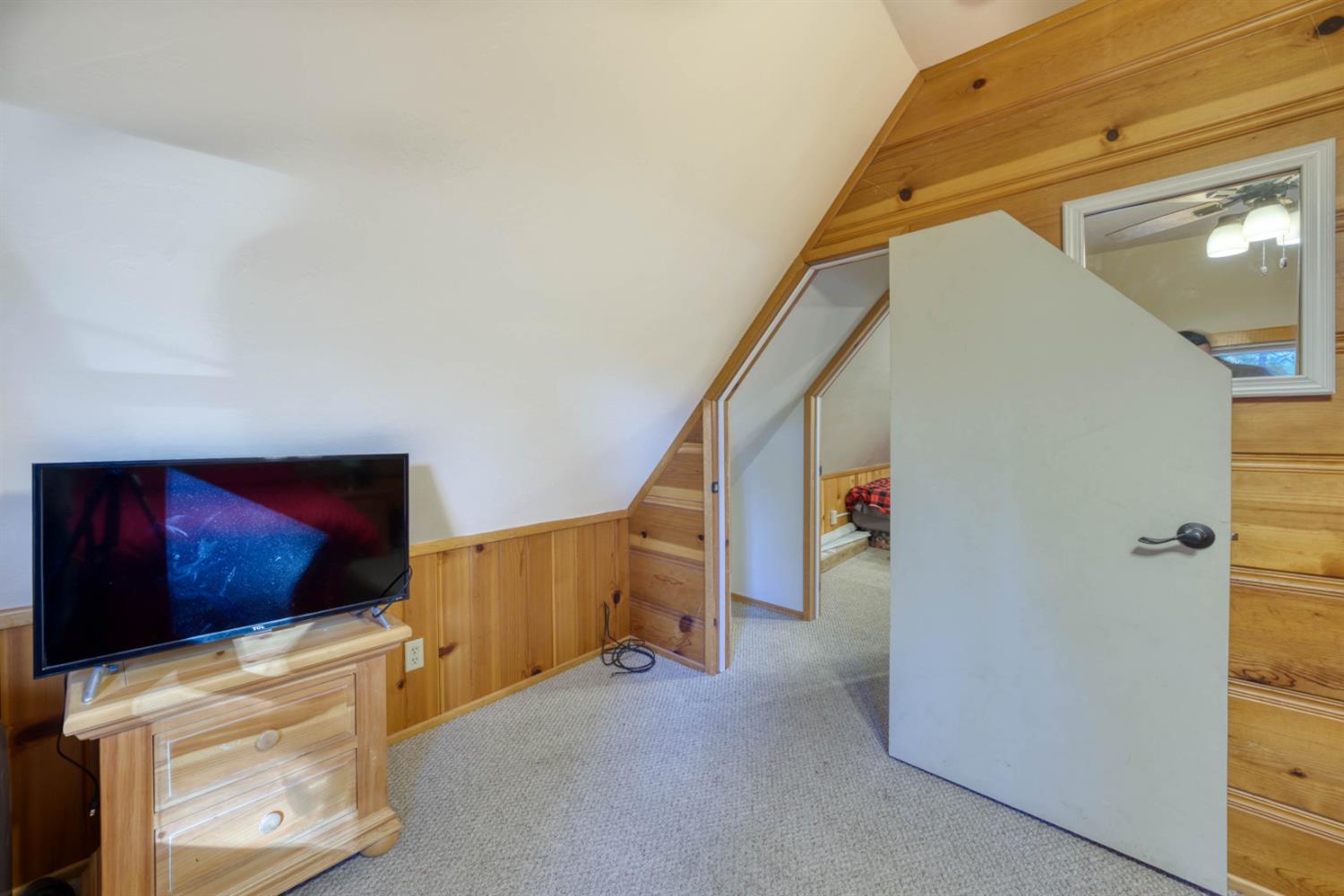 41958 Aspen Rd, Shaver Lake, CA 93664