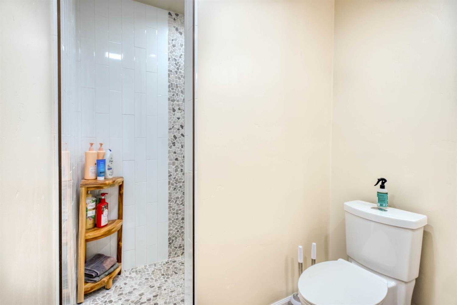 41958 Aspen Rd, Shaver Lake, CA 93664