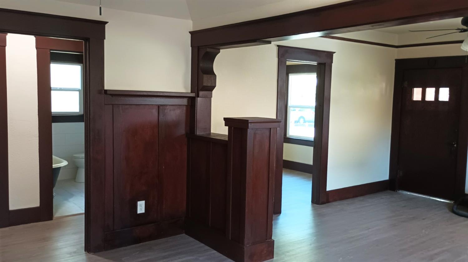 1327 N Ferger Ave, Fresno, CA 93728