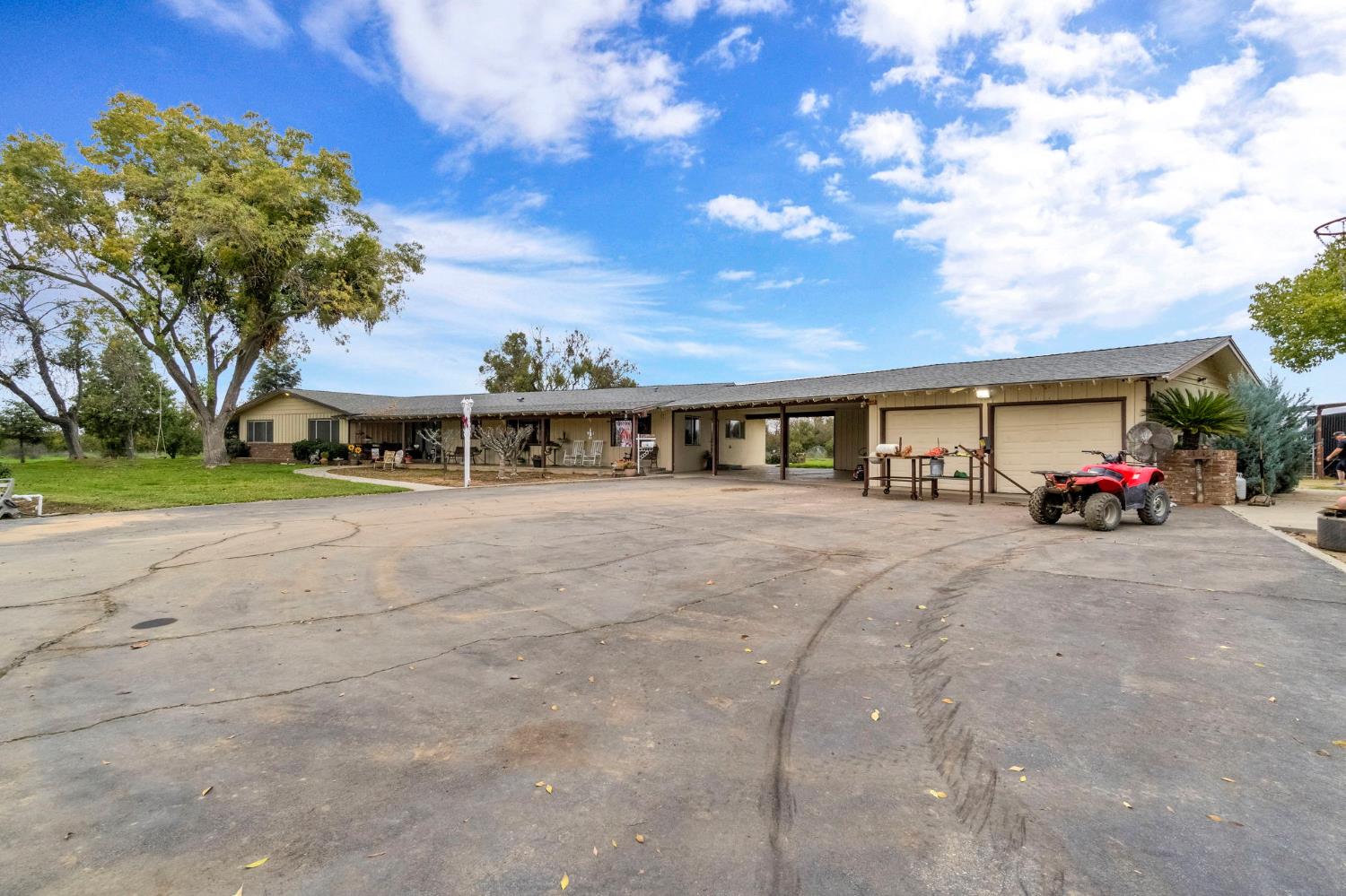 22179 Avenue 21, Madera, CA 93638