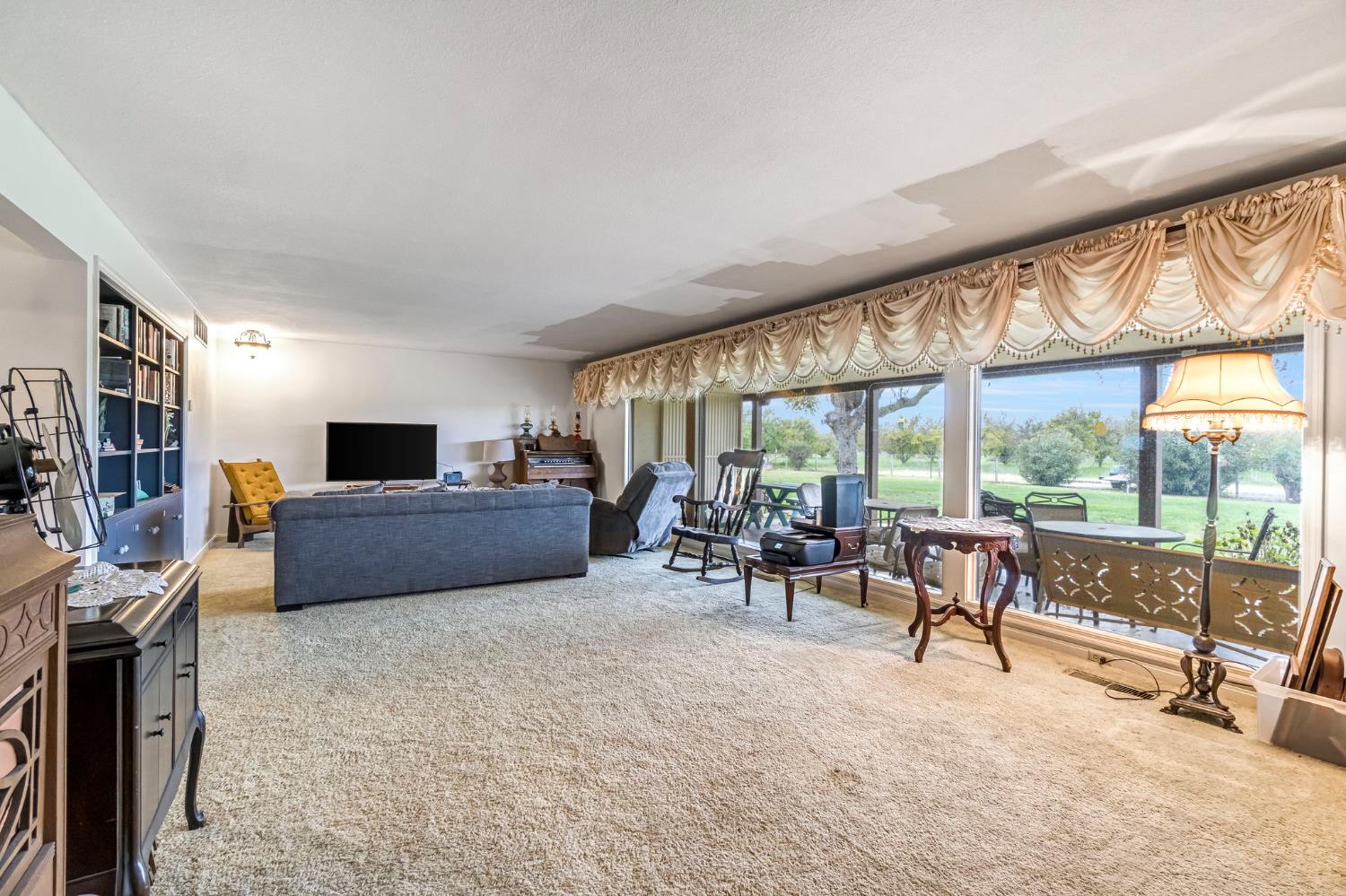 22179 Avenue 21, Madera, CA 93638