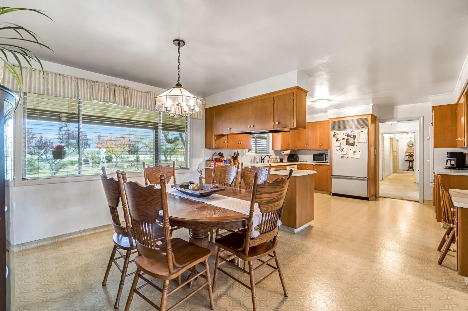 22179 Avenue 21, Madera, CA 93638