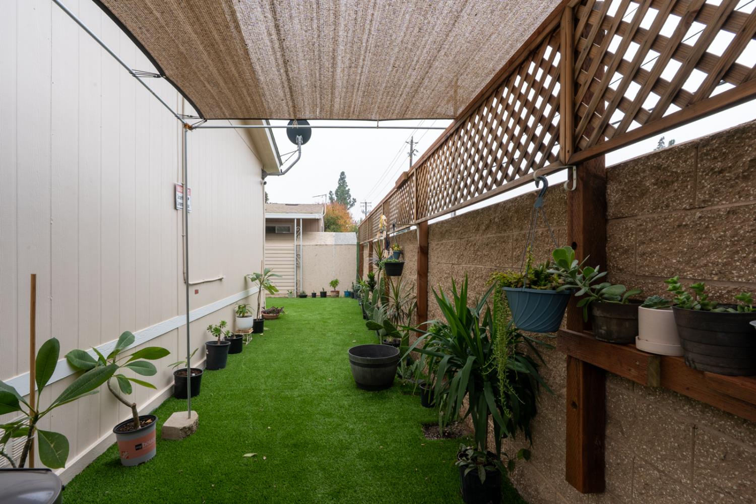 2706 W Ashlan Ave #264, Fresno, CA 93705