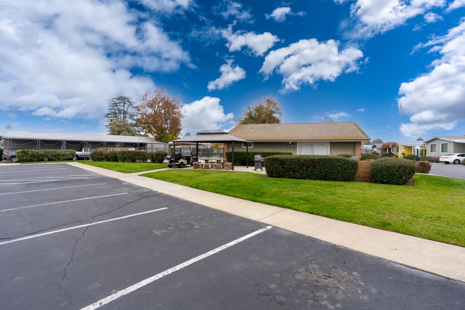 2706 W Ashlan Ave #264, Fresno, CA 93705