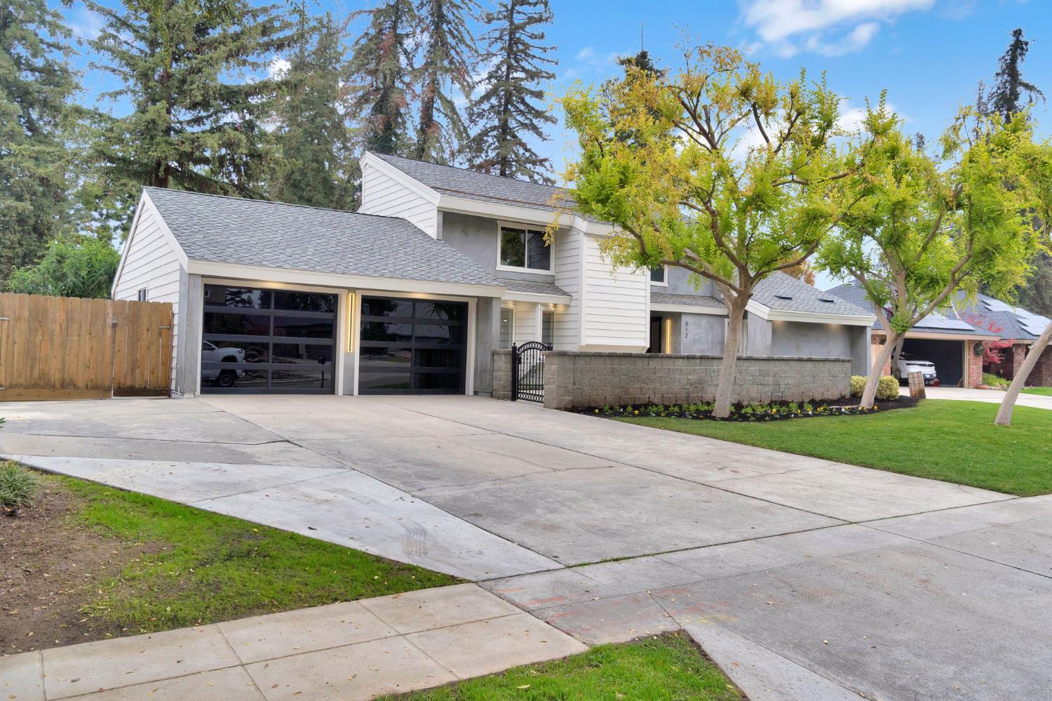 512 E Kelso Ave, Fresno, CA 93720