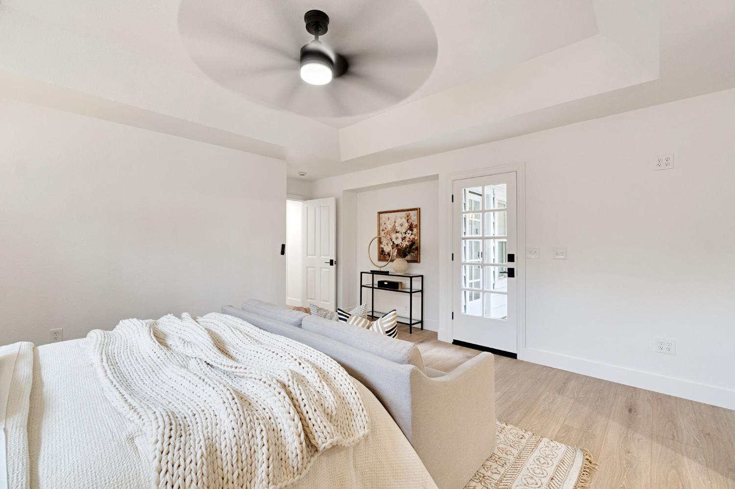 512 E Kelso Ave, Fresno, CA 93720