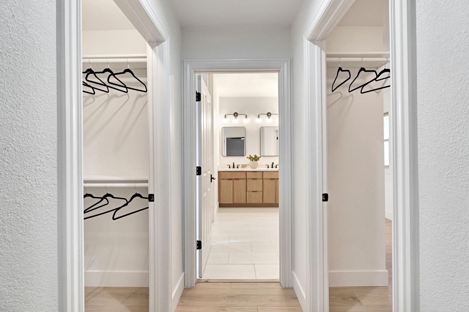 512 E Kelso Ave, Fresno, CA 93720