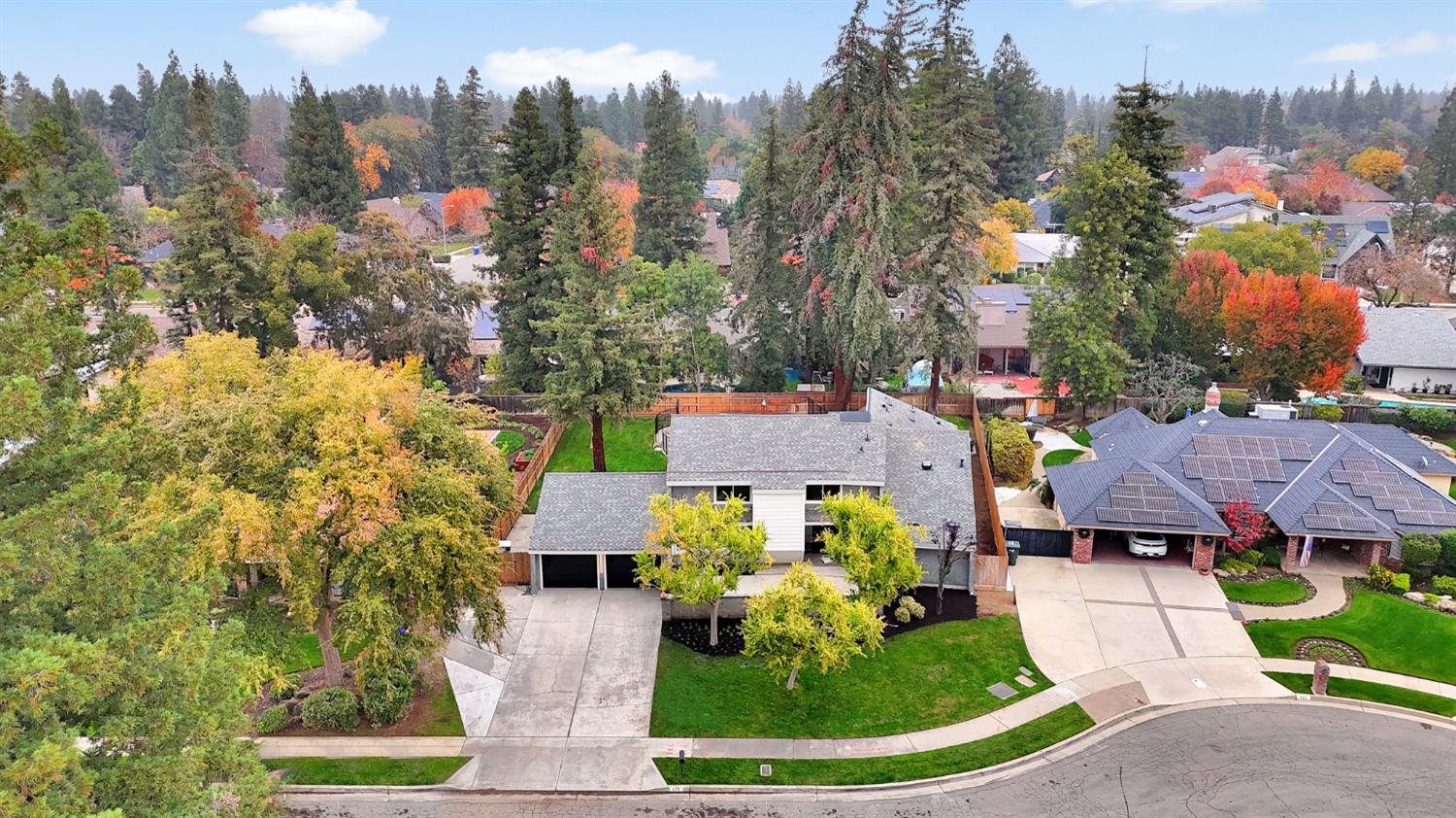 512 E Kelso Ave, Fresno, CA 93720