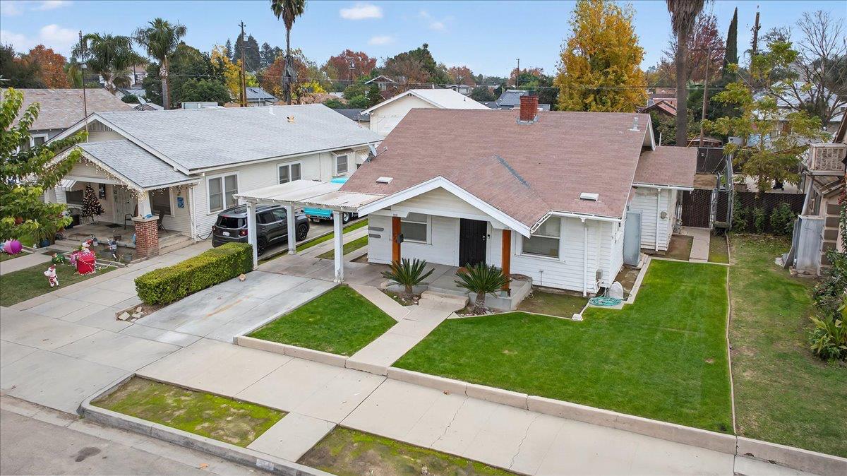 824 Hoag Ave, Sanger, CA 93657