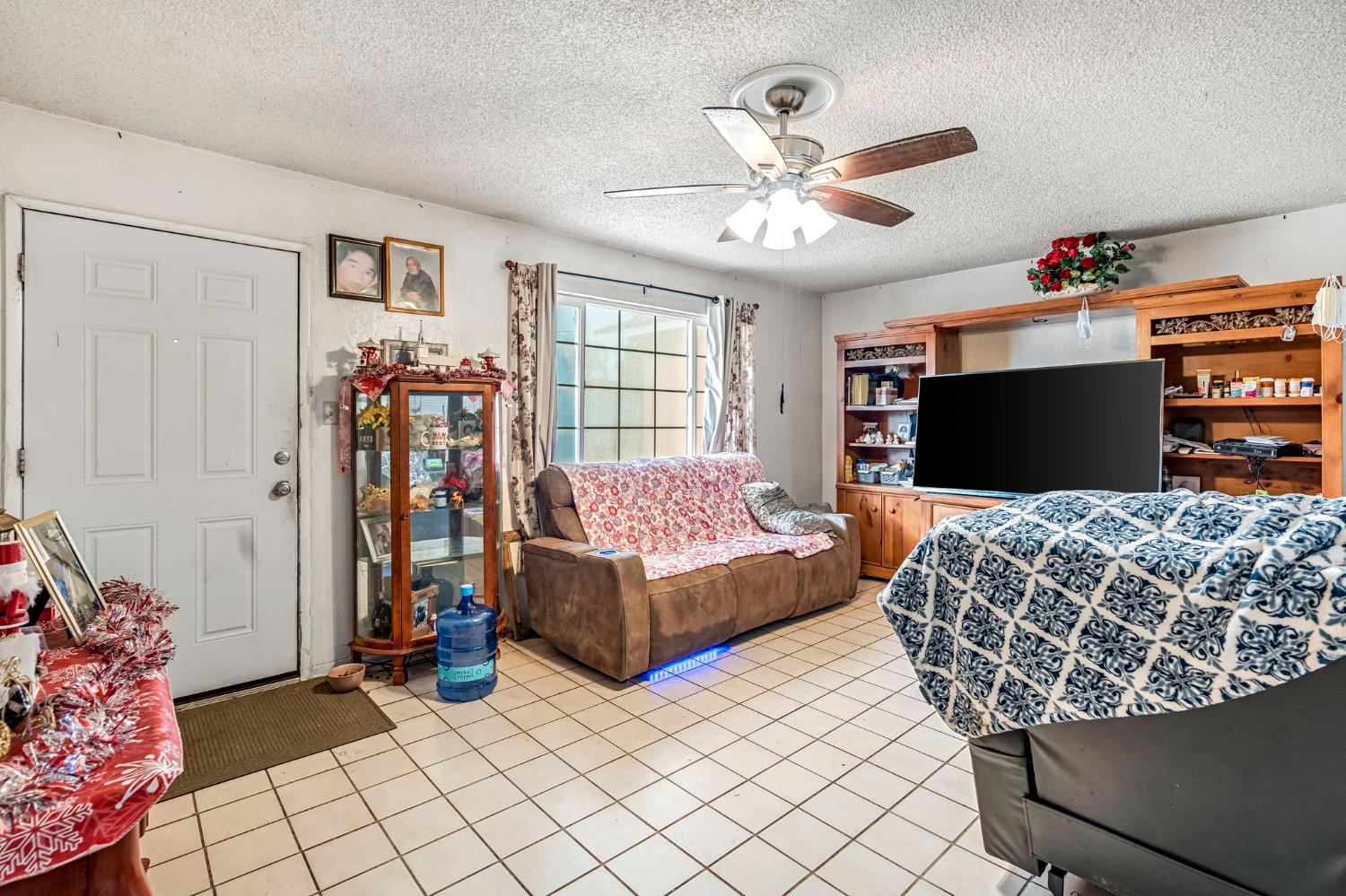 2028 Thompson Ave, Selma, CA 93662