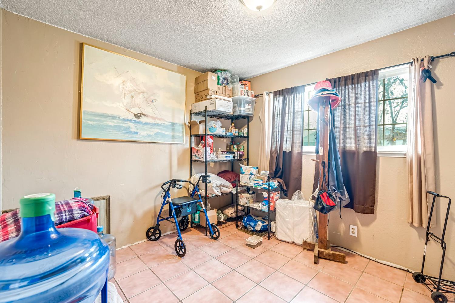 2028 Thompson Ave, Selma, CA 93662