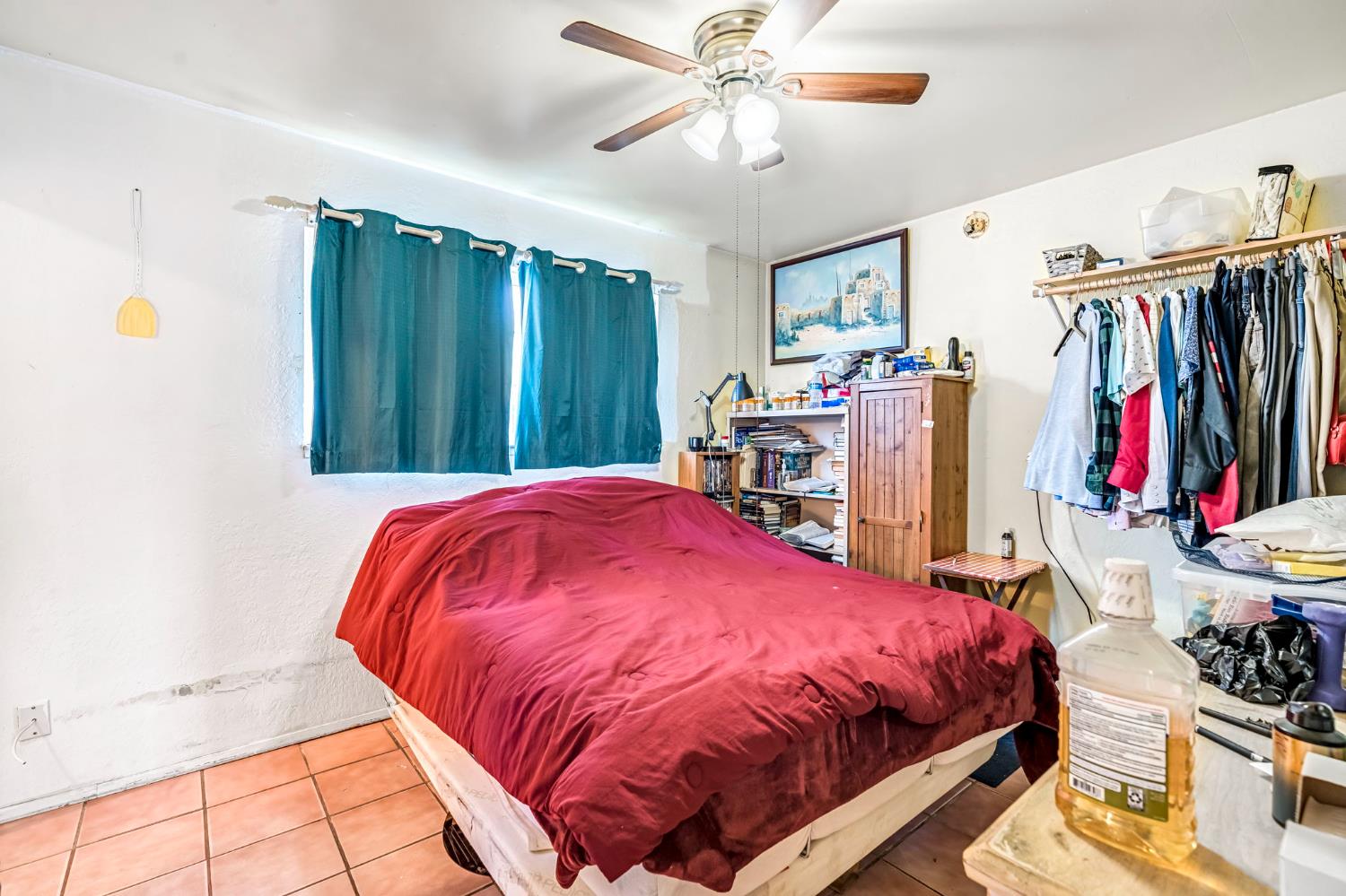 2028 Thompson Ave, Selma, CA 93662