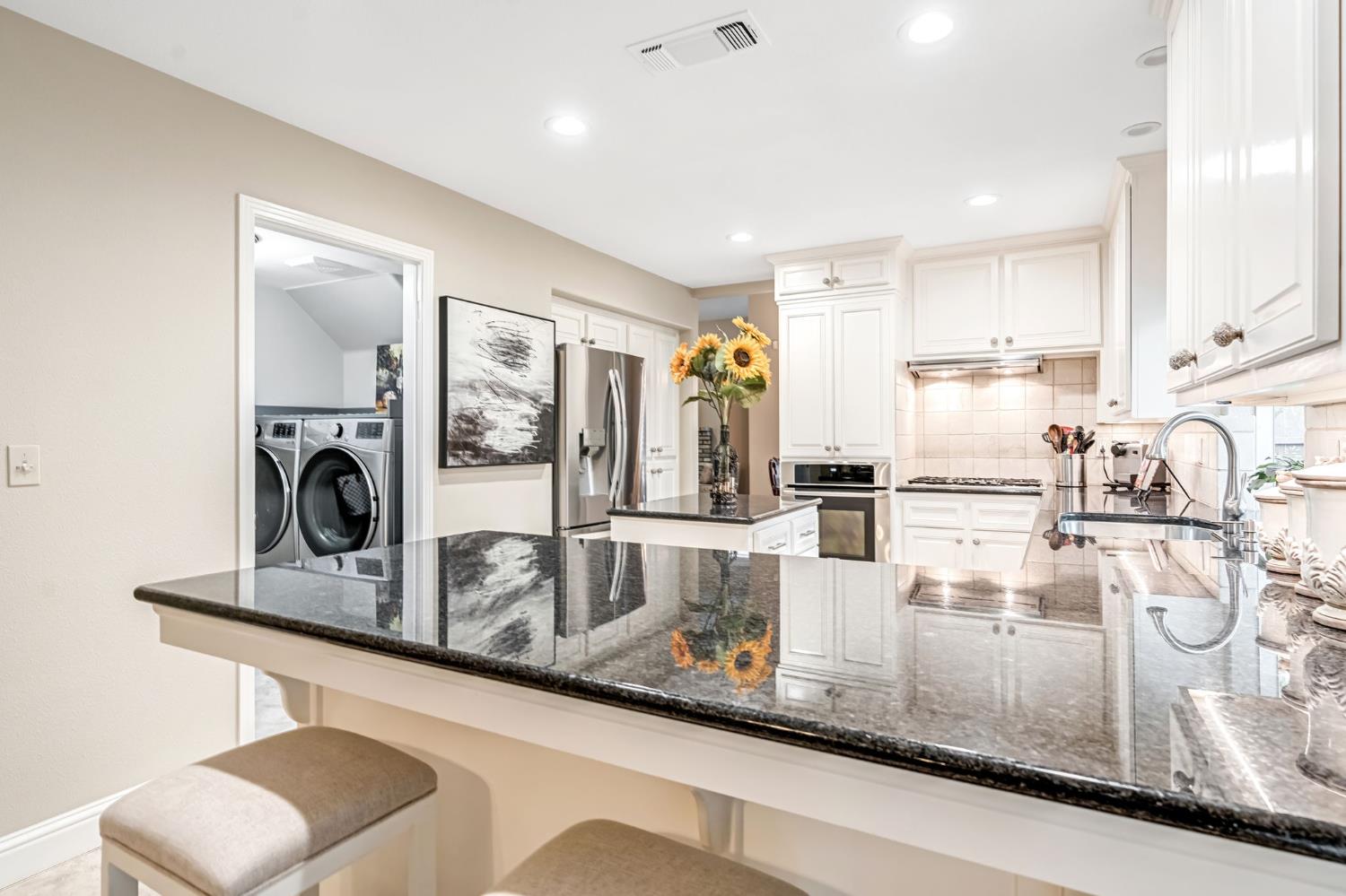 10619 N SEA SHELL, Fresno, CA 93730