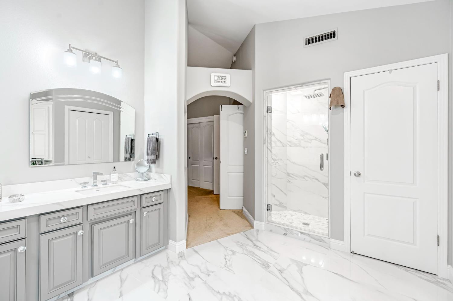 10619 N SEA SHELL, Fresno, CA 93730