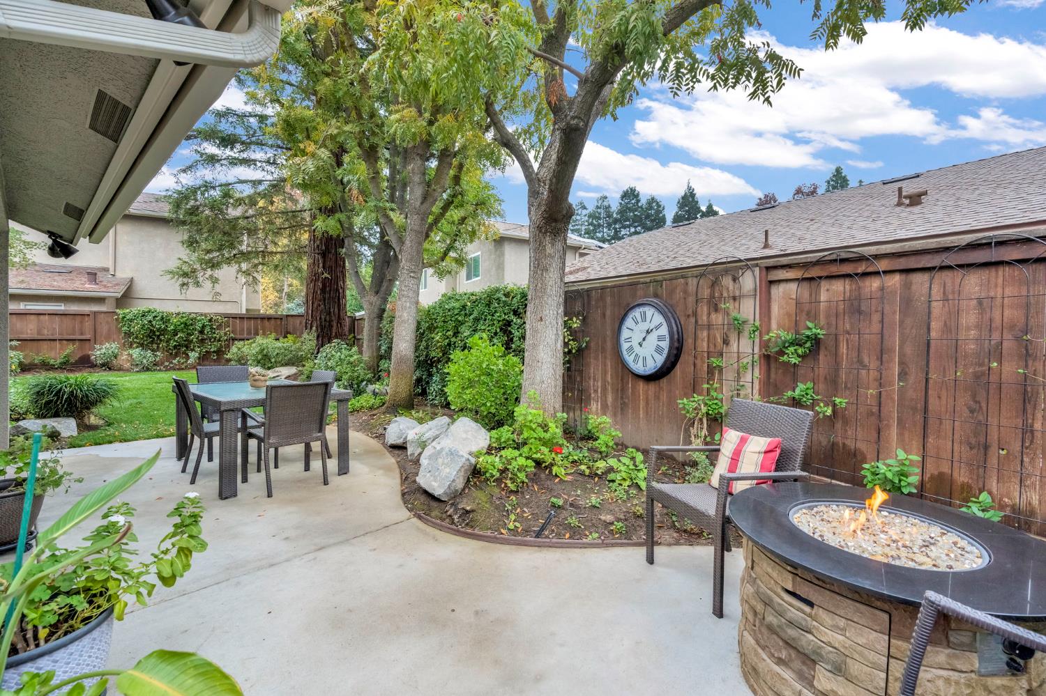 10619 N SEA SHELL, Fresno, CA 93730