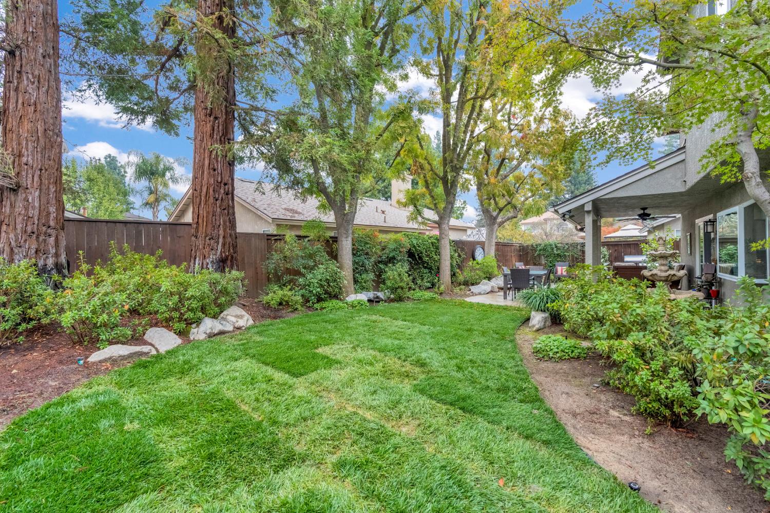 10619 N SEA SHELL, Fresno, CA 93730