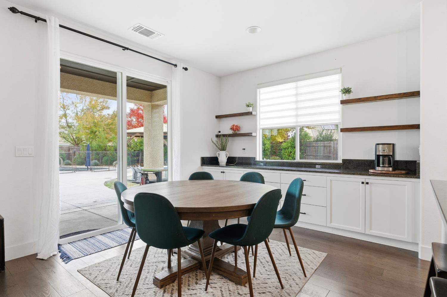 1323 N Traverse Ave, Clovis, CA 93619