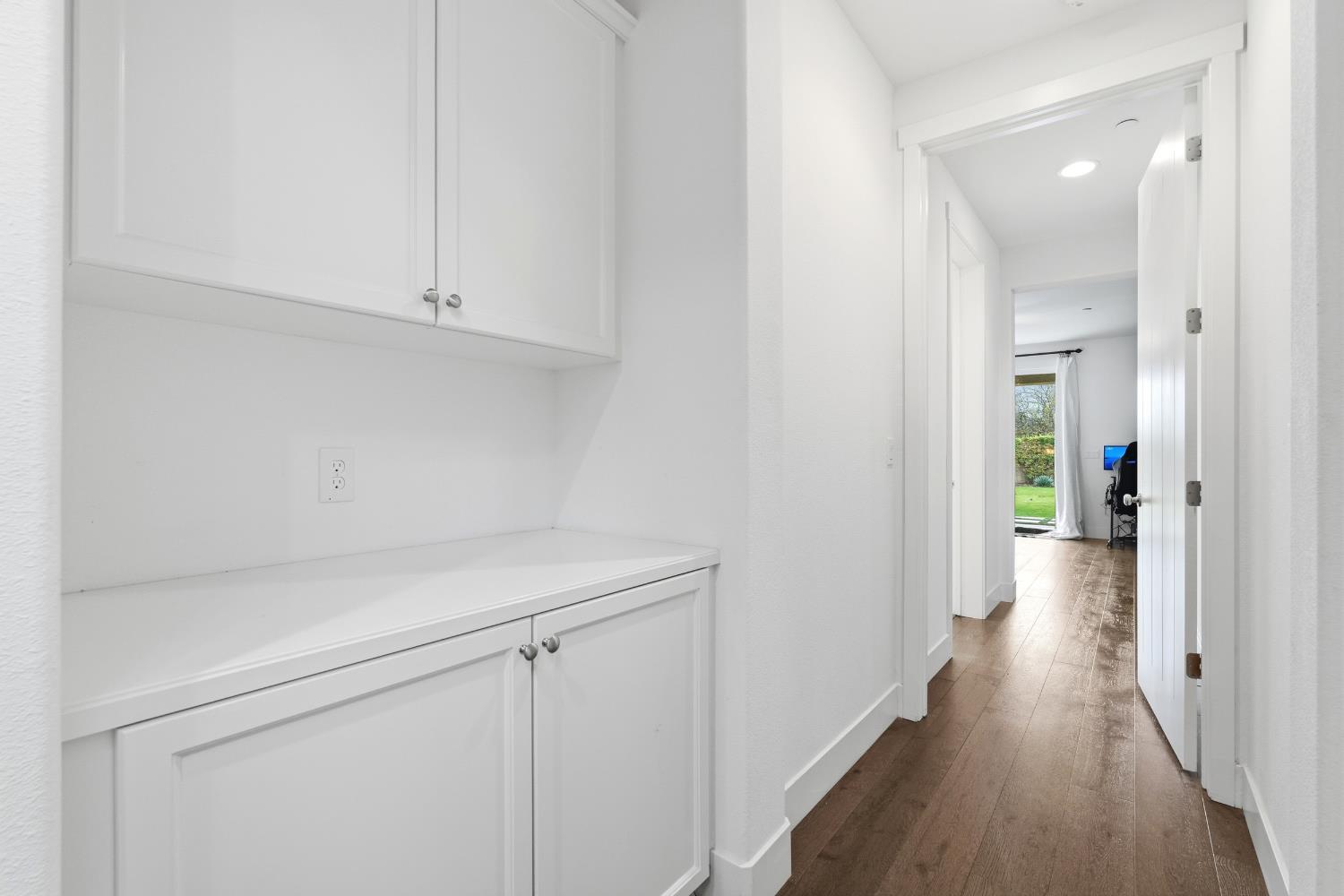 1323 N Traverse Ave, Clovis, CA 93619