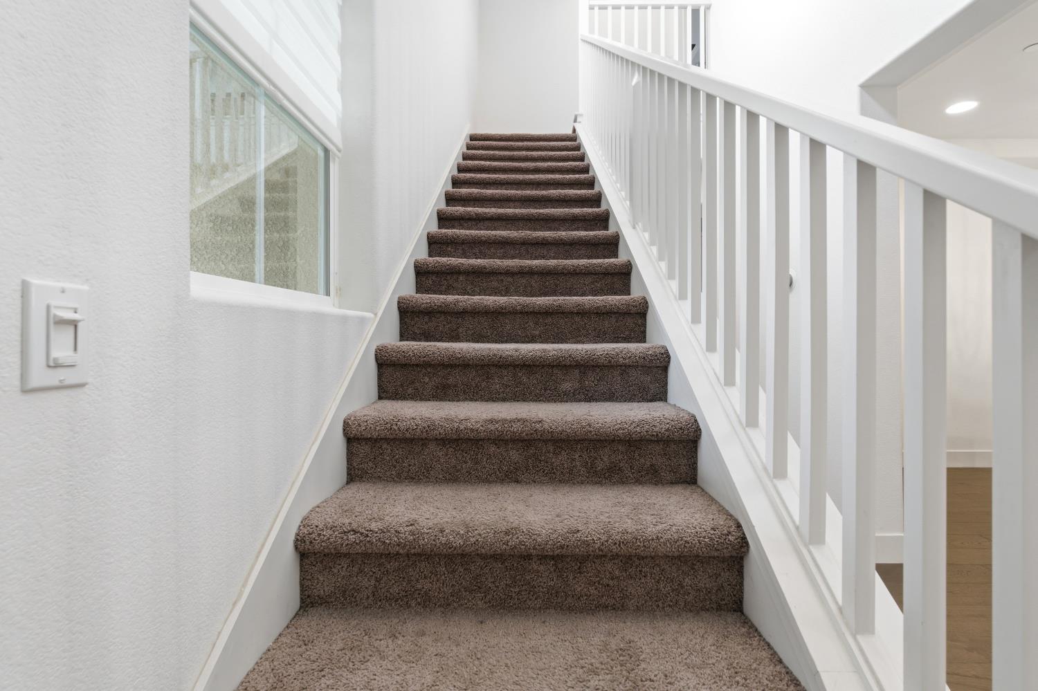 1323 N Traverse Ave, Clovis, CA 93619