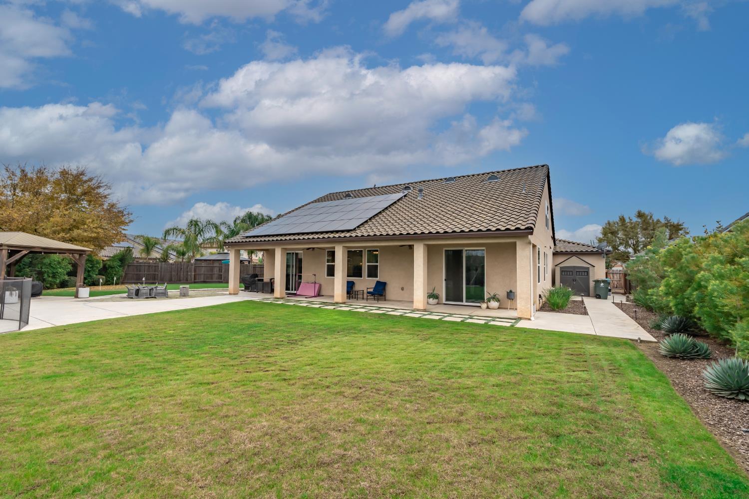 1323 N Traverse Ave, Clovis, CA 93619