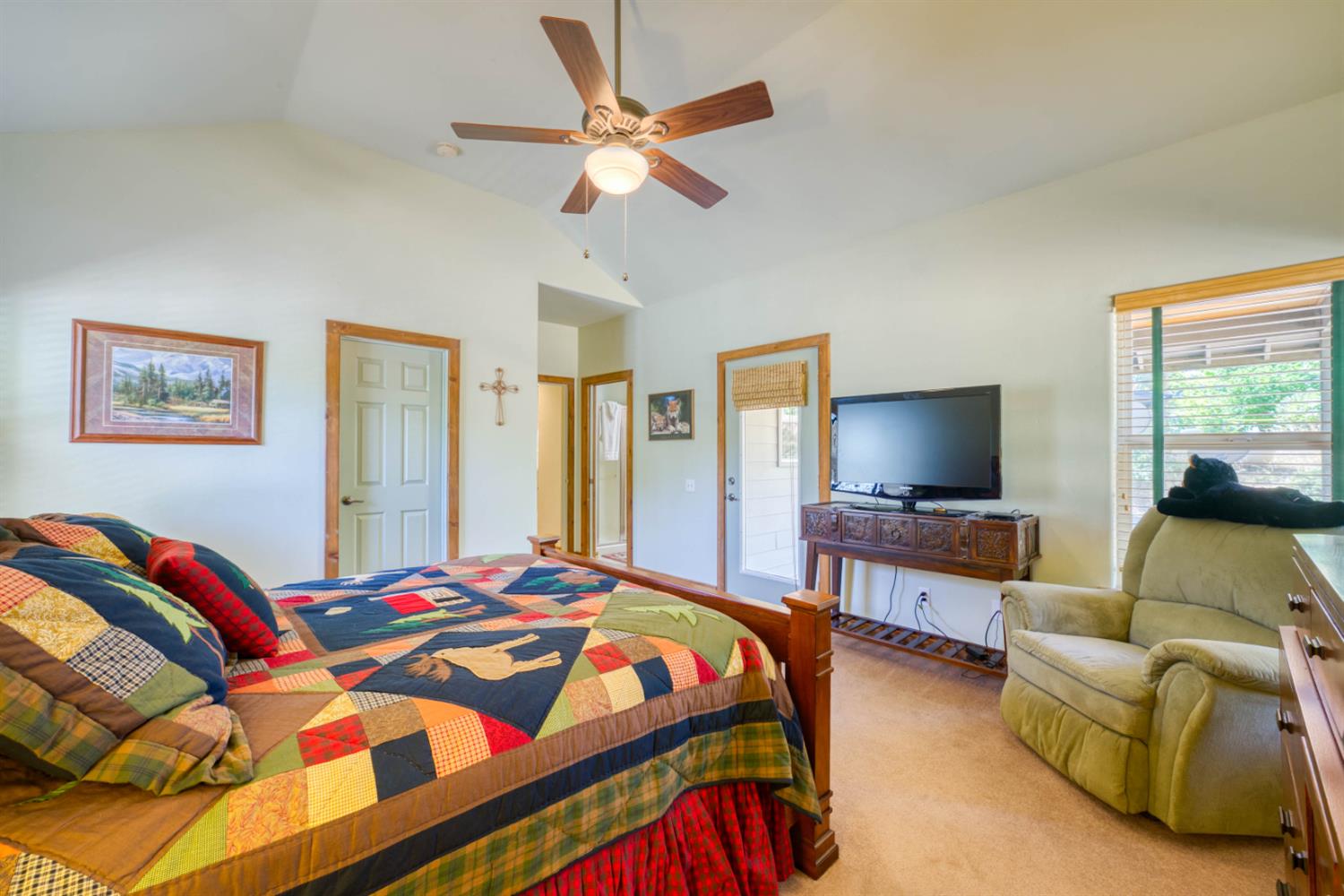 33855 Shaver Springs Rd, Auberry, CA 93602