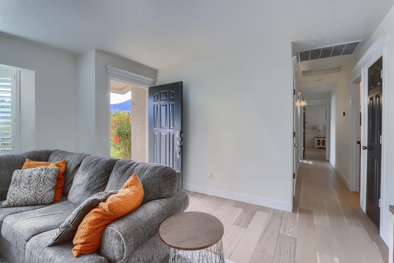 40740 Road 425A, Oakhurst, CA 93644