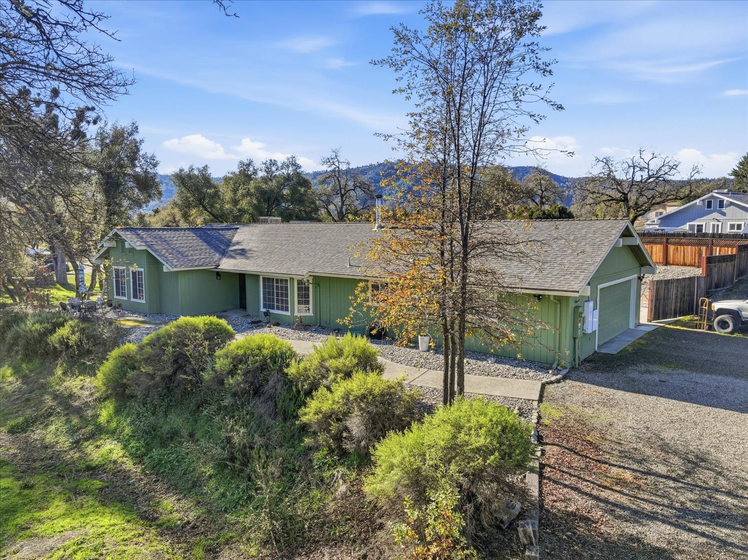 45464 Dillon Dr, Ahwahnee, CA 93601