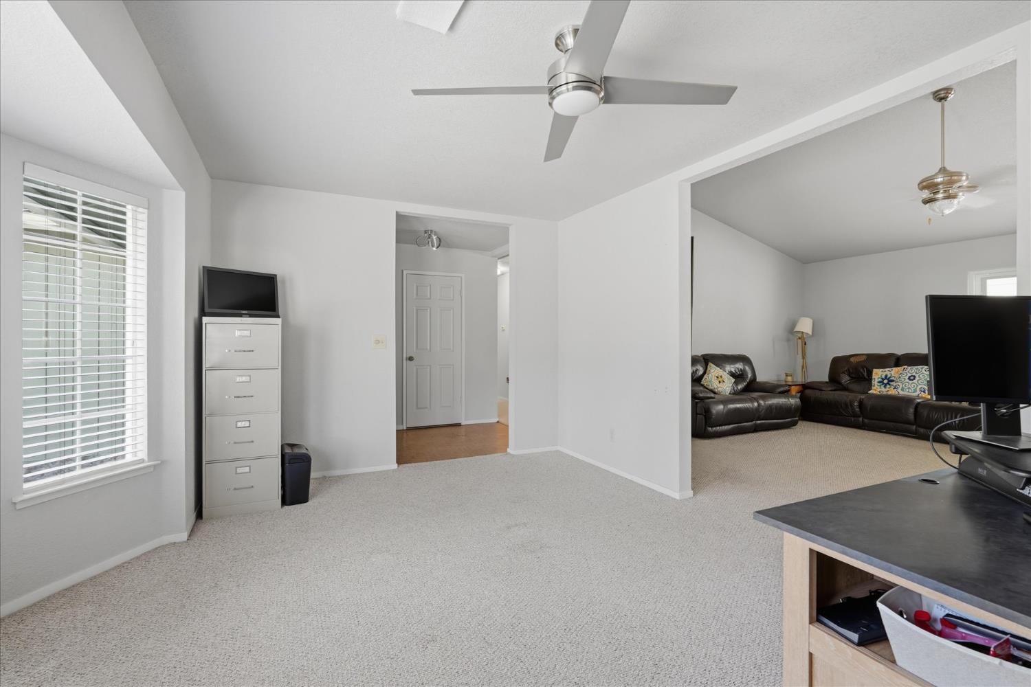 45464 Dillon Dr, Ahwahnee, CA 93601