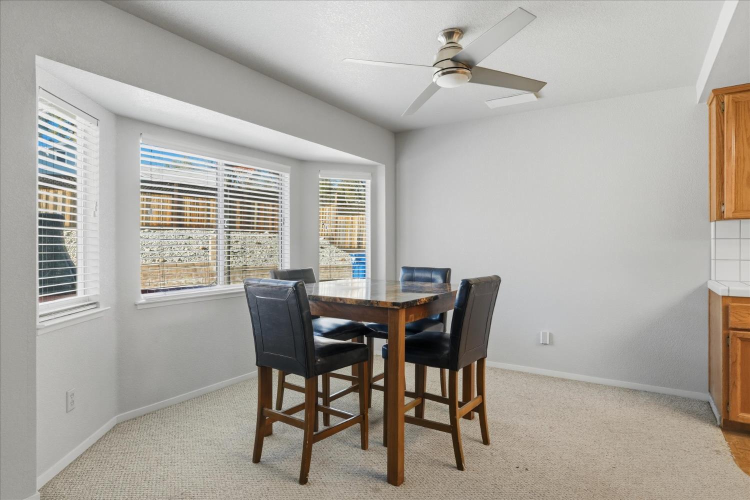 45464 Dillon Dr, Ahwahnee, CA 93601