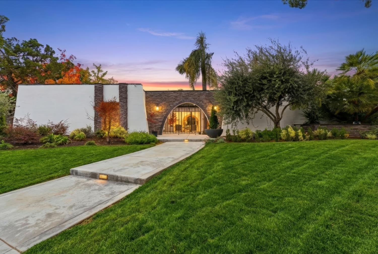 5101 N Pleasant Ave, Fresno, CA 93711