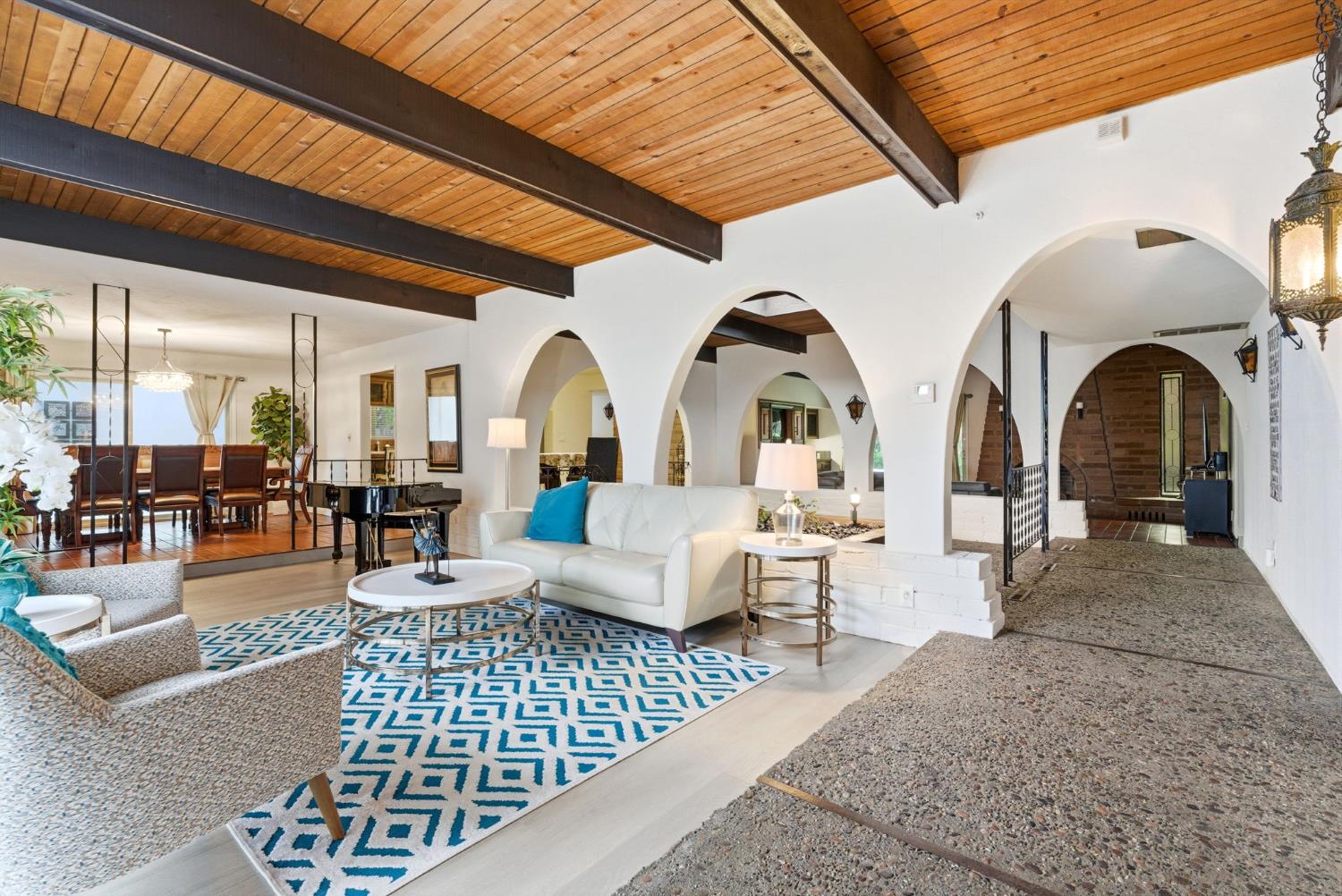 5101 N Pleasant Ave, Fresno, CA 93711