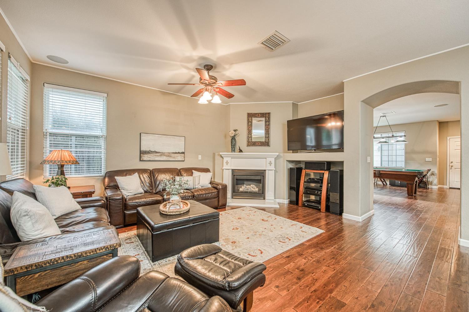 2741 Buckingham Ave, Clovis, CA 93611