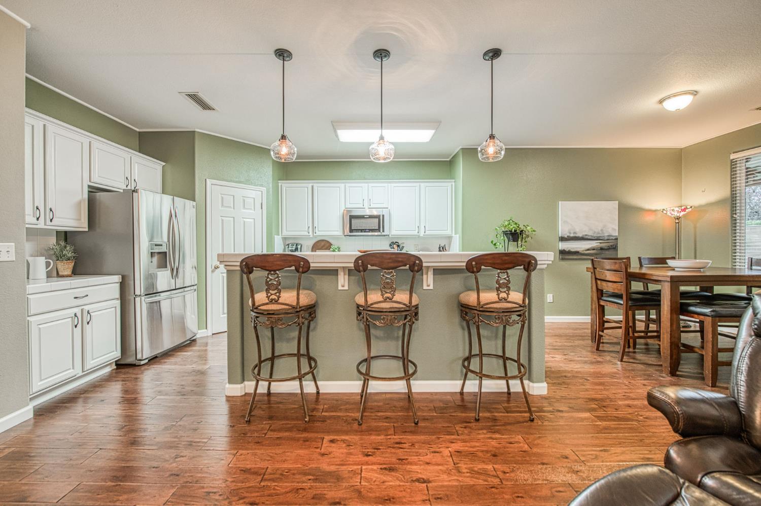 2741 Buckingham Ave, Clovis, CA 93611