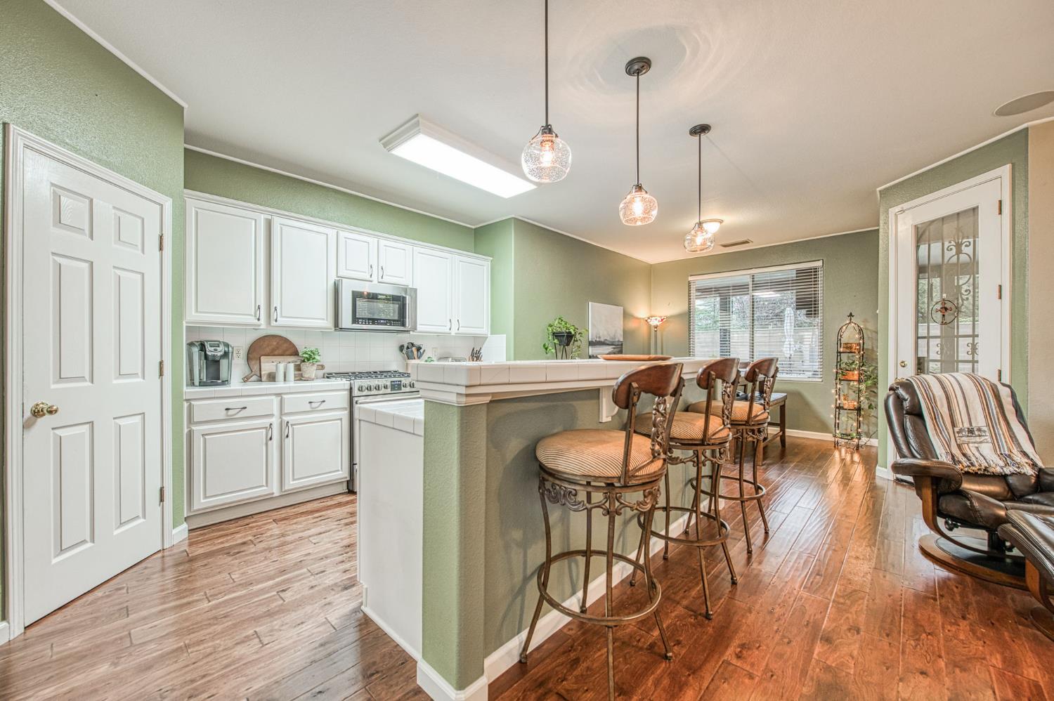 2741 Buckingham Ave, Clovis, CA 93611