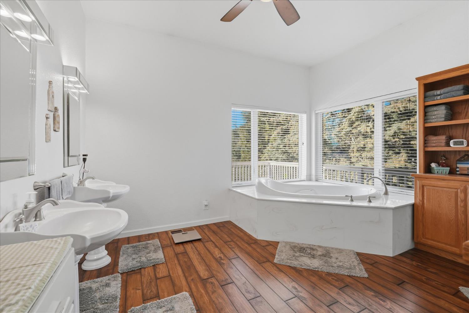 43319 Leach Rd, Ahwahnee, CA 93601