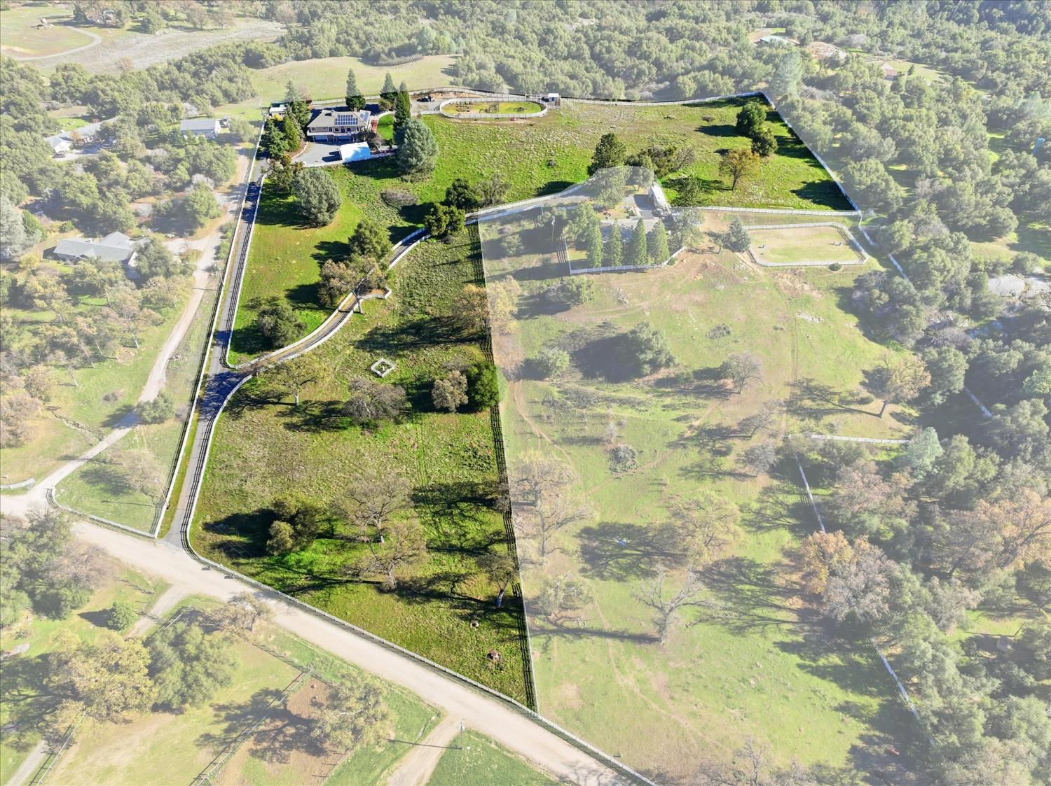 43319 Leach Rd, Ahwahnee, CA 93601