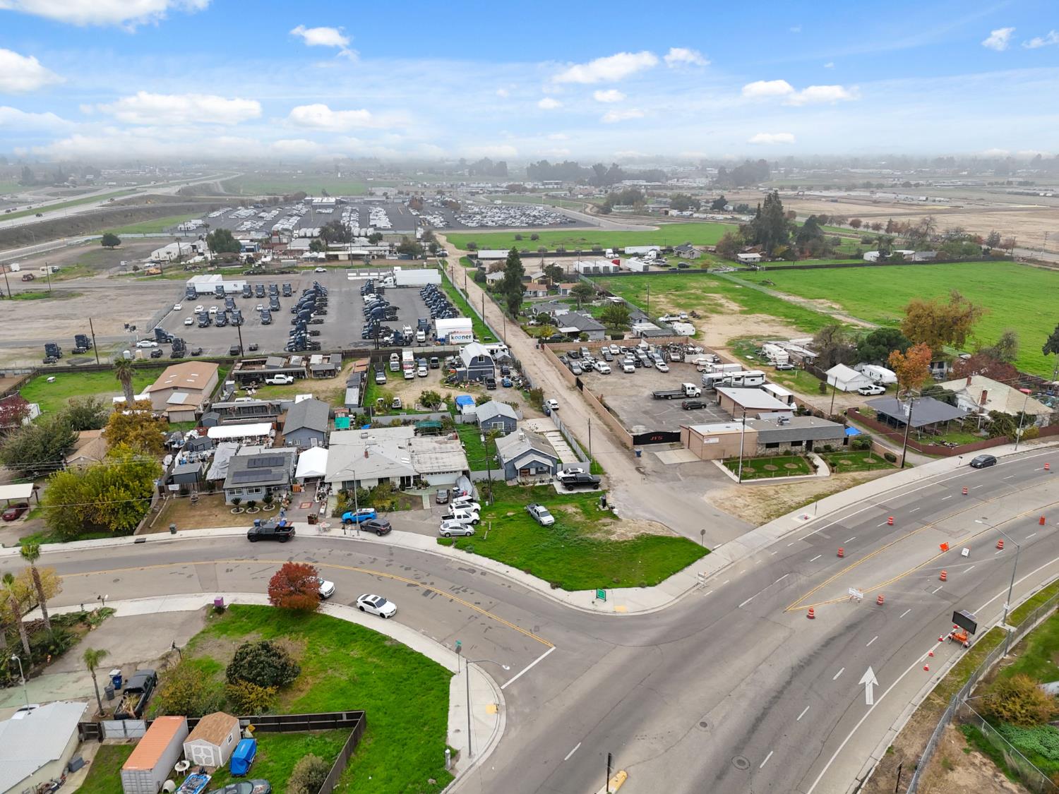 208 S Hughes Ave, Fresno, CA 93706