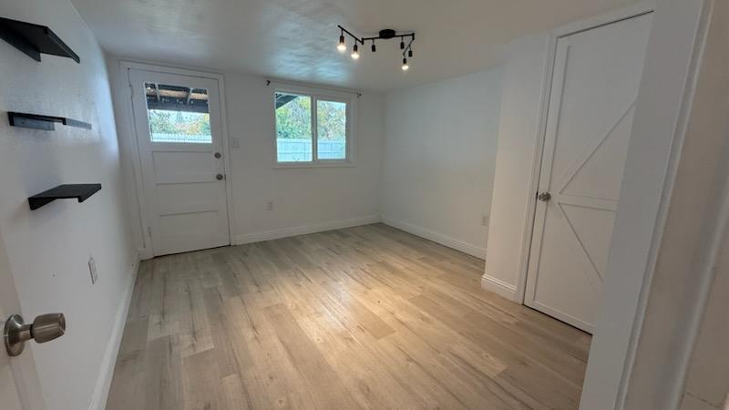 2902 N 4Th St, Fresno, CA 93703