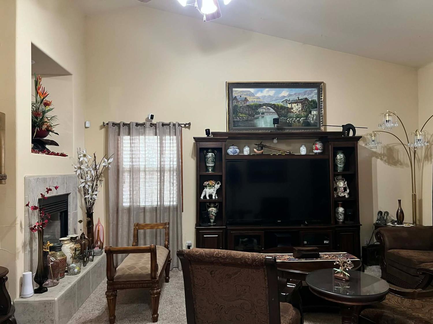 5445 N Salinas Ave, Fresno, CA 93722