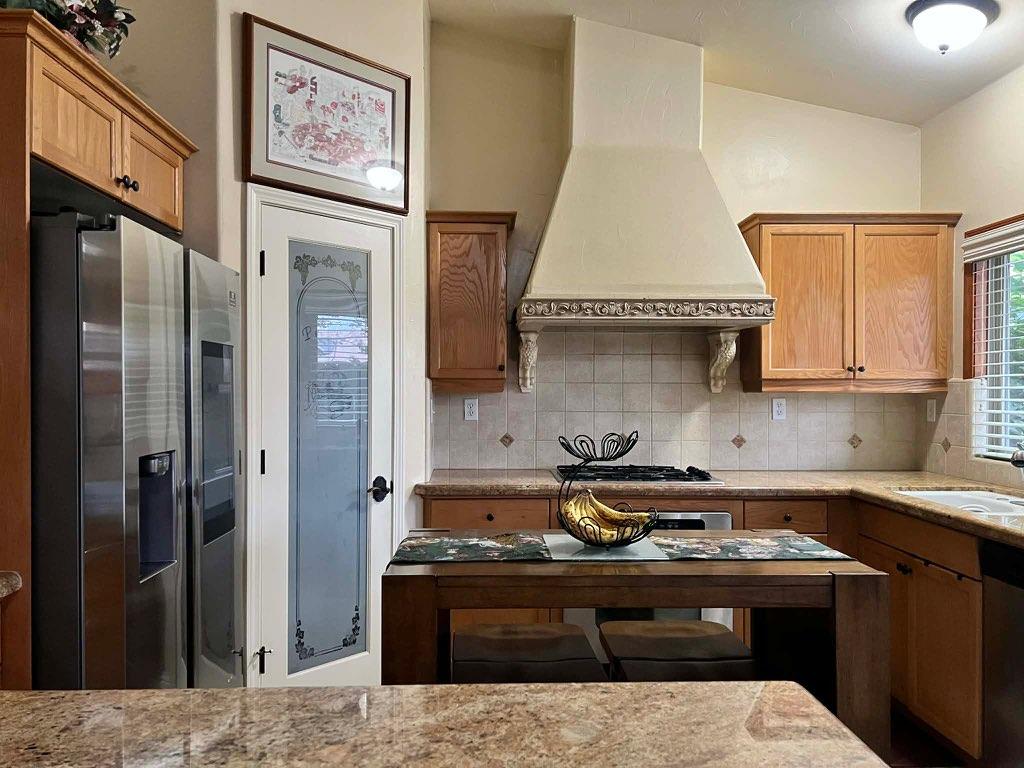 5445 N Salinas Ave, Fresno, CA 93722