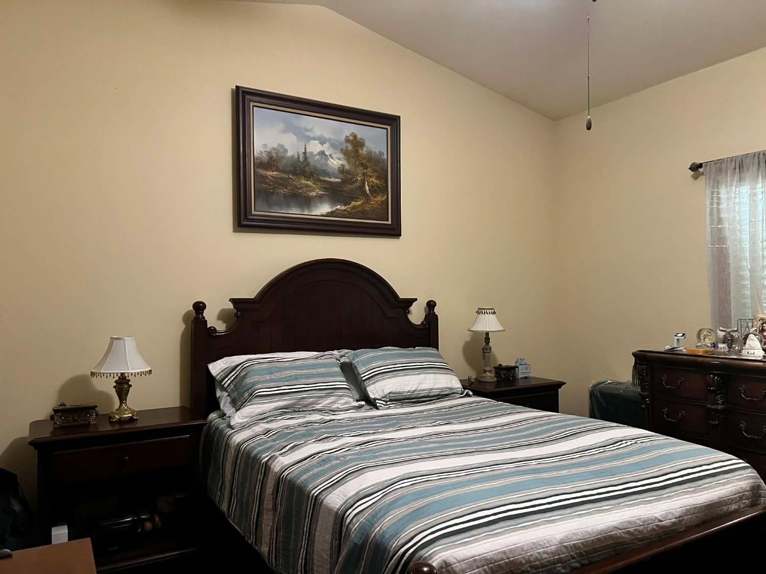 5445 N Salinas Ave, Fresno, CA 93722