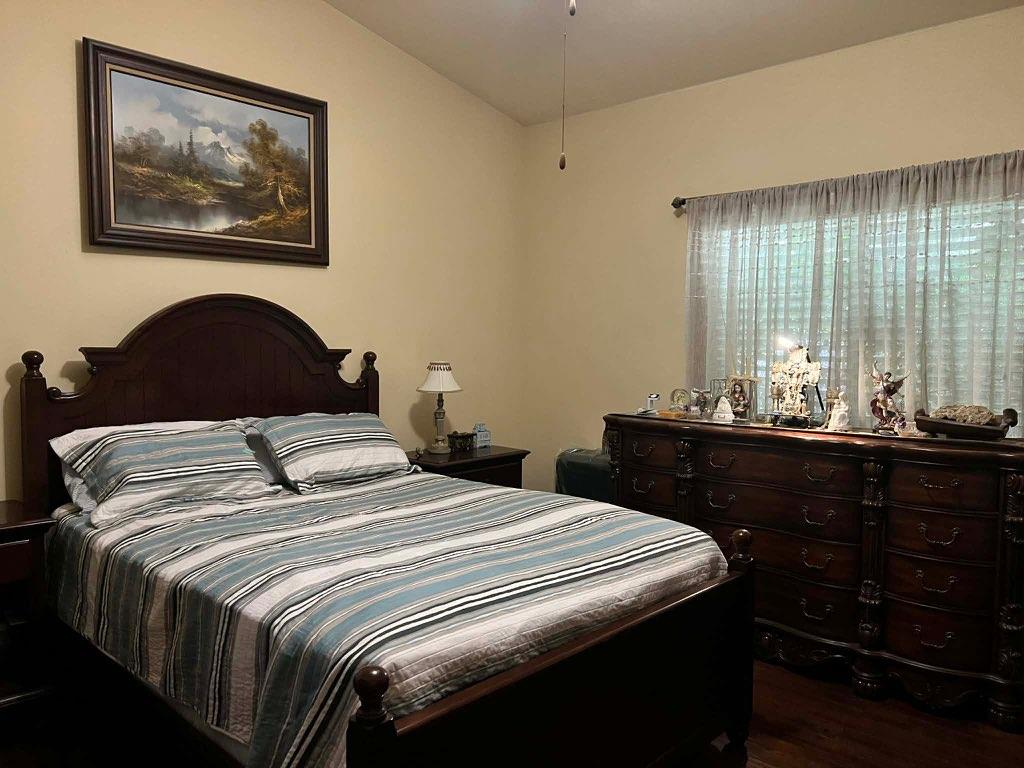 5445 N Salinas Ave, Fresno, CA 93722