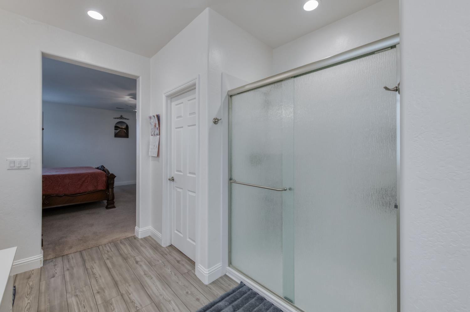 763 Howard St, Kingsburg, CA 93631