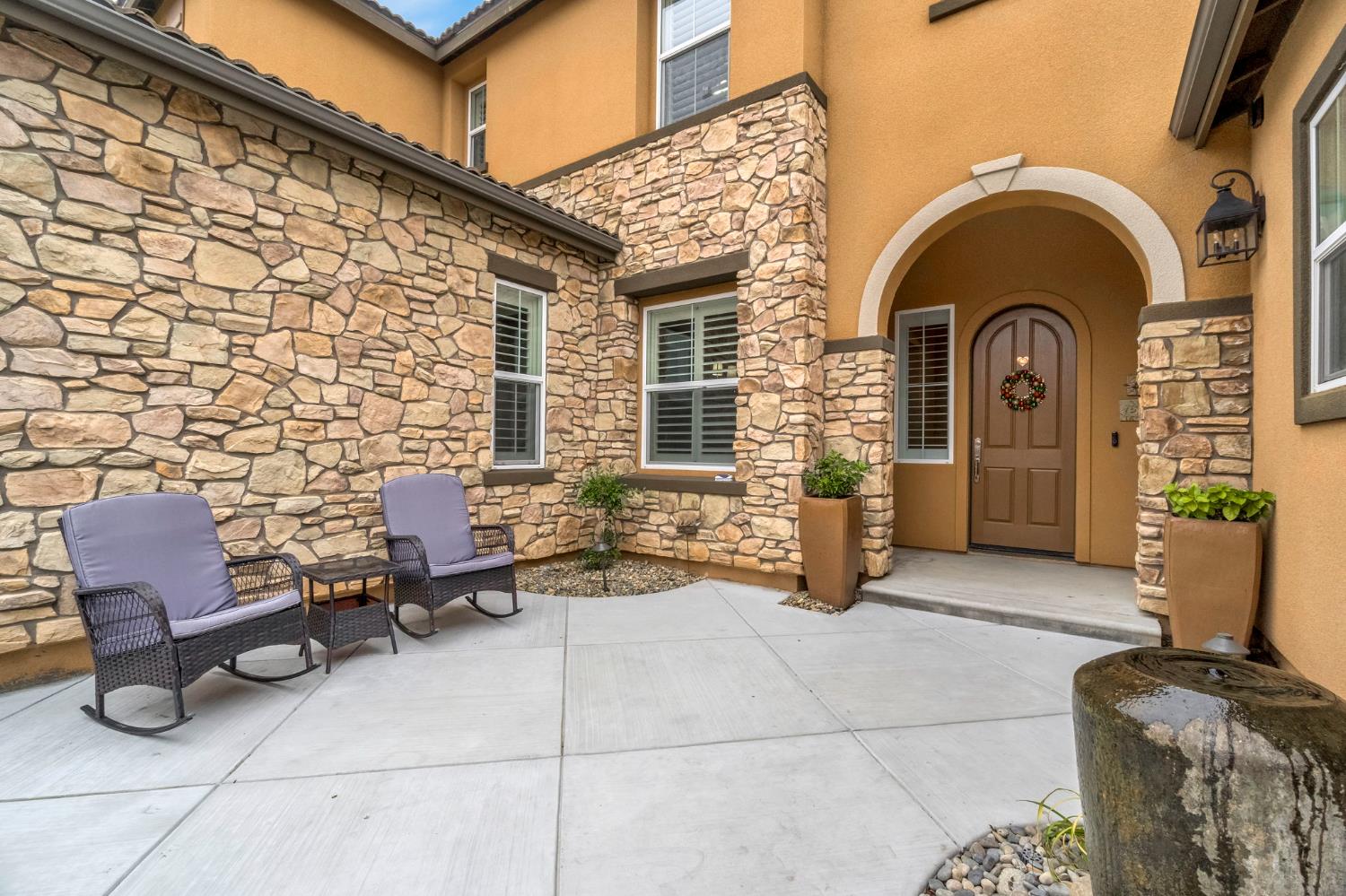 4199 N Quail Xing, Clovis, CA 93619