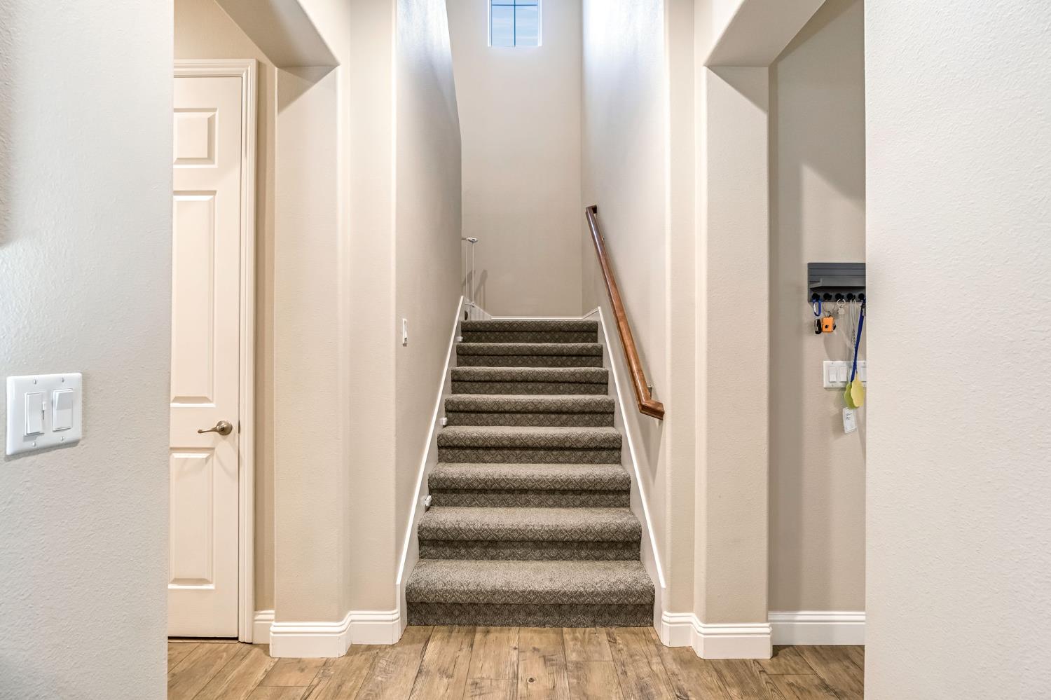 4199 N Quail Xing, Clovis, CA 93619