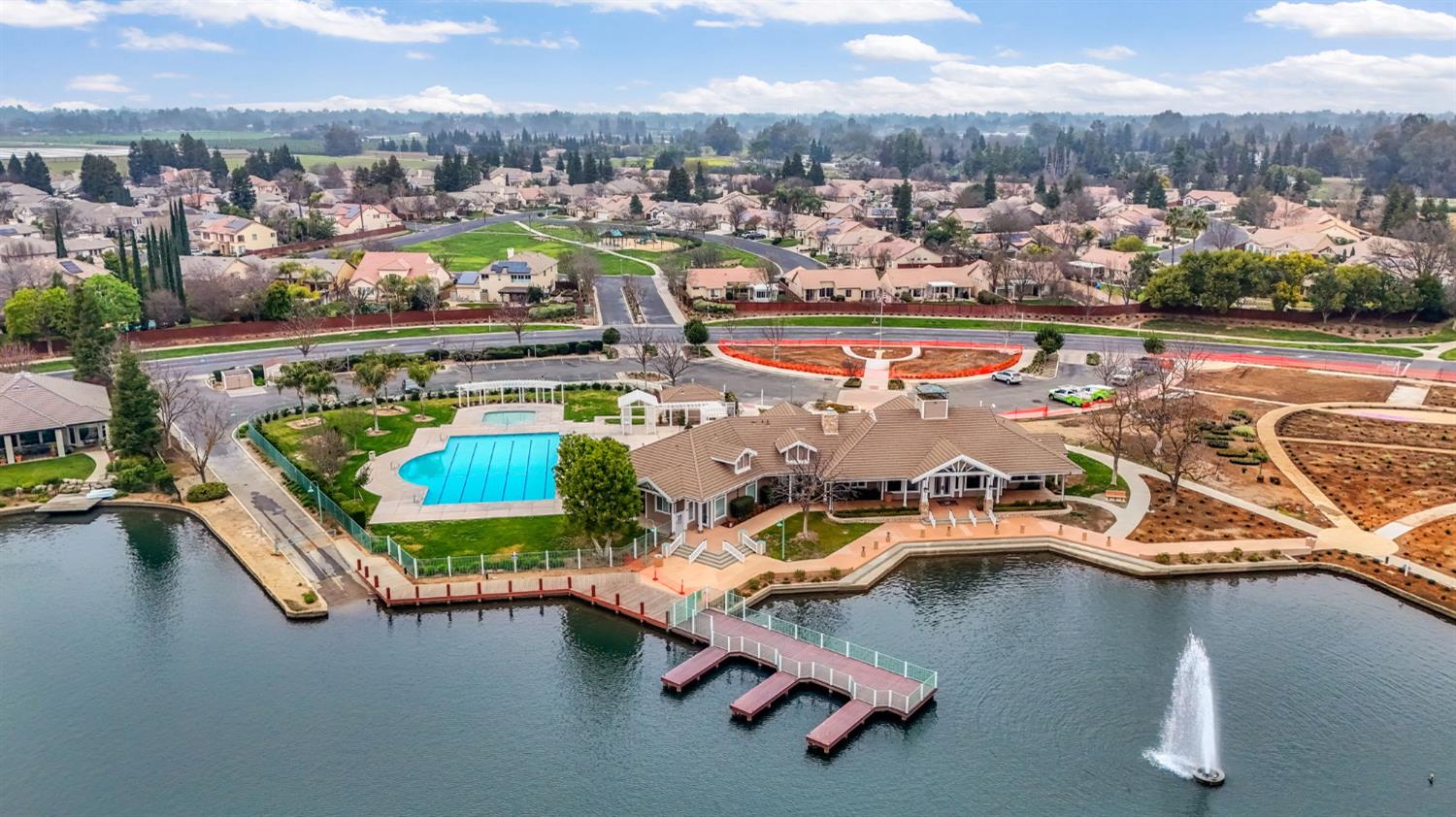 4199 N Quail Xing, Clovis, CA 93619