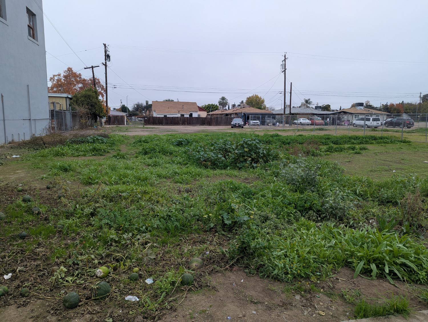 720 L St, Sanger, CA 93657