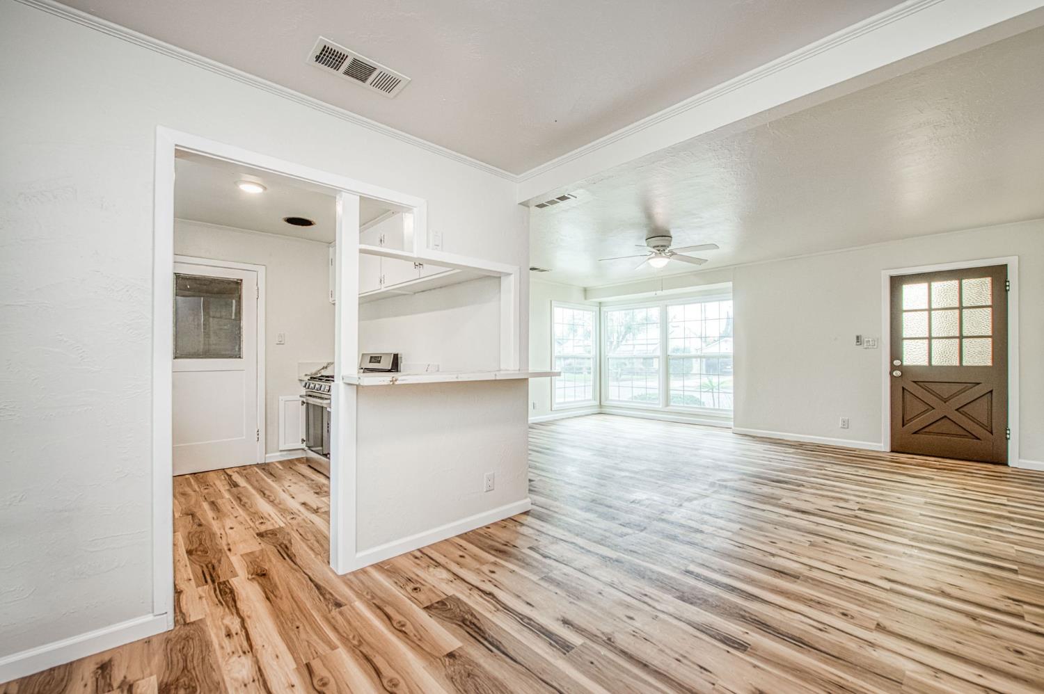 517 Rotan Ave, Madera, CA 93637