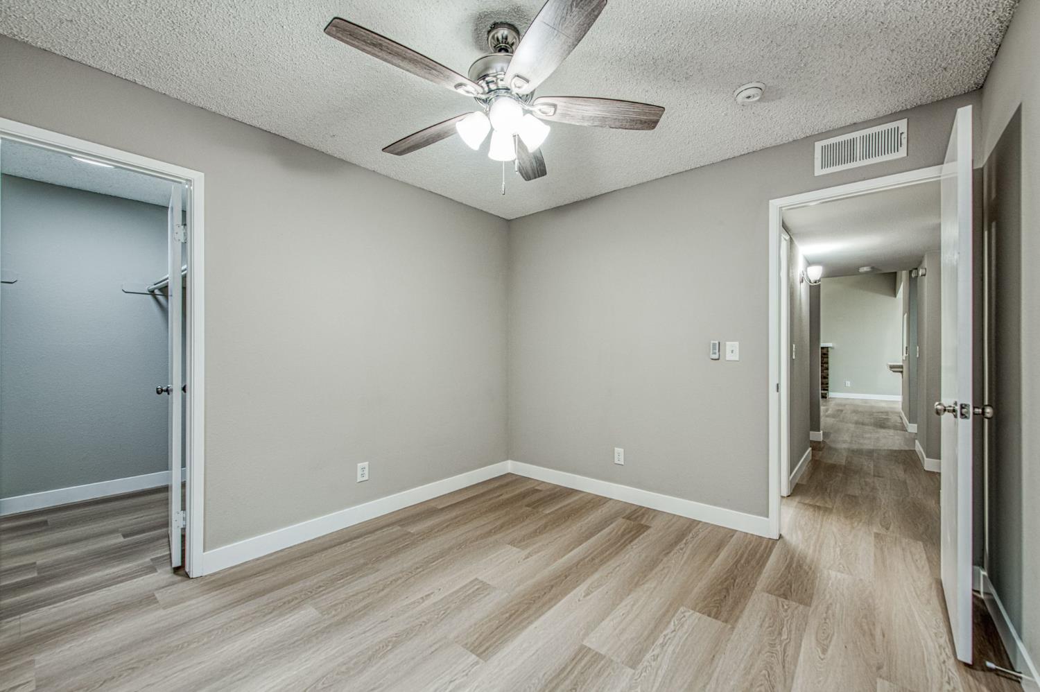 6377 N Genoa Ave, Fresno, CA 93722